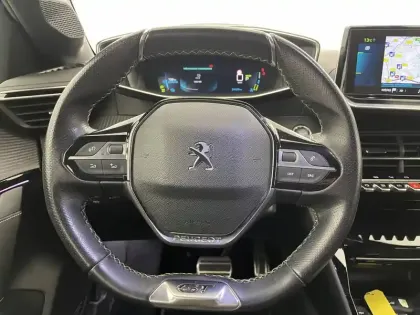 Photo 22 Peugeot 208  Electrique 50 kWh 136ch