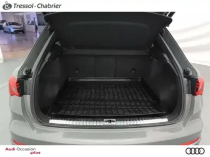 Photo 13 Audi Q3  TDI 150 ch S tronic 7