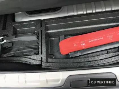 Photo 16 DS DS 4  Hybride E-Tense 225 EAT8