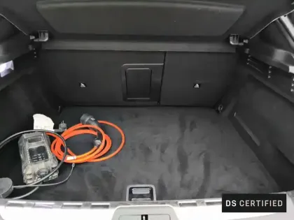 Photo 14 DS DS 4  Hybride E-Tense 225 EAT8