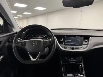 Photo 9 Opel Grandland X  Hybrid 225 ch BVA8