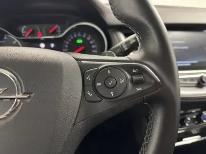 Photo 13 Opel Grandland X  Hybrid 225 ch BVA8