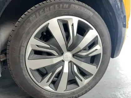 Photo 18 Peugeot 208  Electrique 50 kWh 136ch