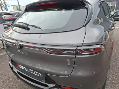 Photo 20 Alfa Romeo Tonale  1.5 Hybrid 130 ch TCT7
