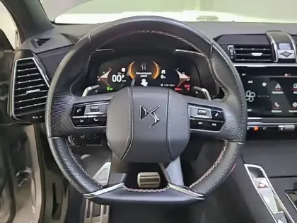 Photo 8 DS Ds 7 DS7 Crossback BlueHDi 130 EAT8