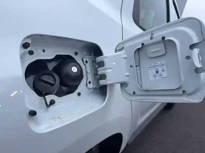 Photo 15 Dacia Duster  ECO-G 100 4x2