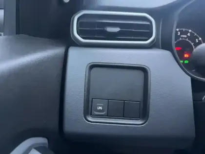 Photo 26 Dacia Duster  ECO-G 100 4x2