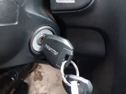 Photo 19 Isuzu D-Max  SPACE CAB 1.9 4X4