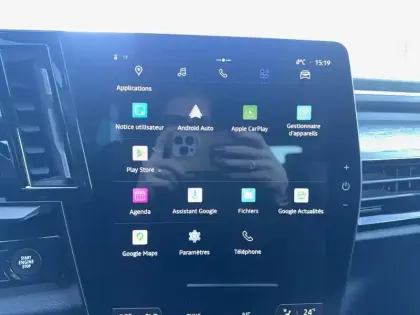 Photo 42 Renault Austral  E-Tech hybrid 200