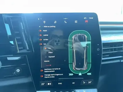 Photo 45 Renault Austral  E-Tech hybrid 200