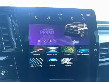 Photo 43 Renault Austral  E-Tech hybrid 200