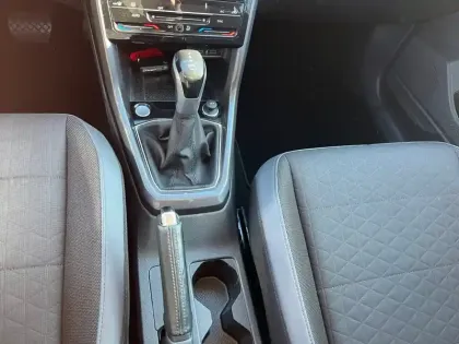 Photo 27 Volkswagen T-cross  1.0 TSI 110 Start/Stop DSG7