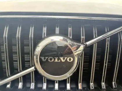 Photo 14 Volvo Xc60  T6 AWD Hybride rechargeable 253 ch+145 ch Geartronic 8