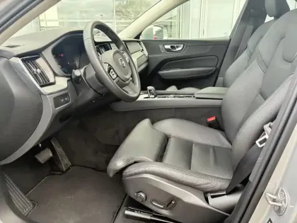 Photo 15 Volvo Xc60  T6 AWD Hybride rechargeable 253 ch+145 ch Geartronic 8