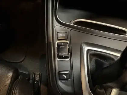 Photo 27 BMW Serie 4 Coupe 420d xDrive 190 ch BVA8