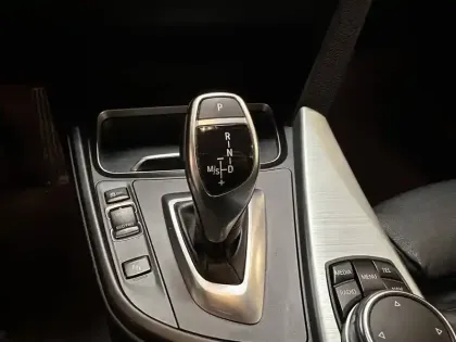 Photo 11 BMW Serie 4 Coupe 420d xDrive 190 ch BVA8