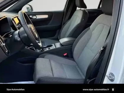 Photo 5 Volvo Xc40  B3 163 ch DCT7