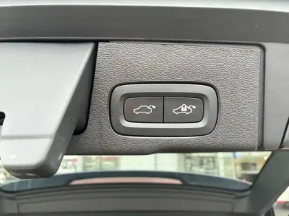 Photo 8 Volvo Xc60  T6 AWD Hybride rechargeable 253 ch+145 ch Geartronic 8