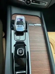 Photo 18 Volvo Xc60  T8 AWD Hybride rechargeable 310 ch+145 ch Geartronic 8