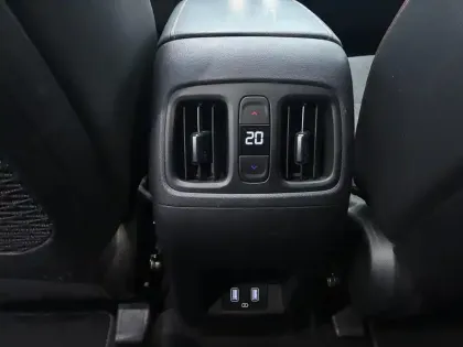 Photo 39 Hyundai Tucson  1.6 T-GDI 230 Hybrid BVA6