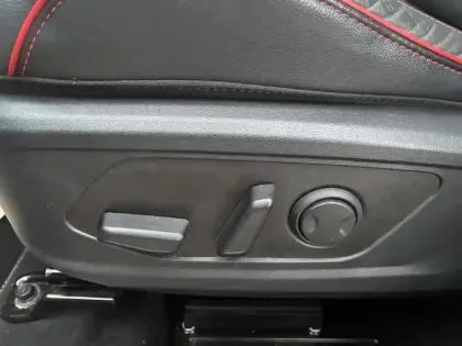 Photo 19 Hyundai Tucson  1.6 T-GDI 230 Hybrid BVA6