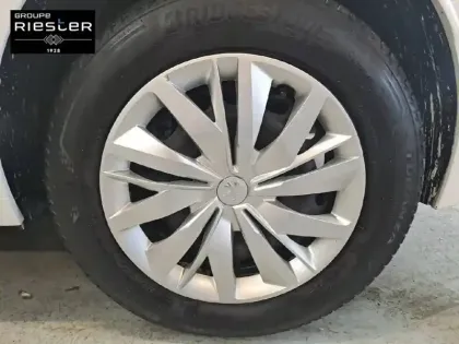 Photo 12 Peugeot 208  PureTech 75 S&S BVM5