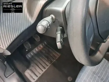 Photo 17 Peugeot 208  PureTech 75 S&S BVM5