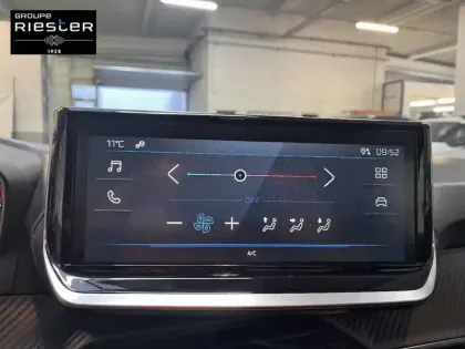 Photo 18 Peugeot 208  100 S&S BVM6