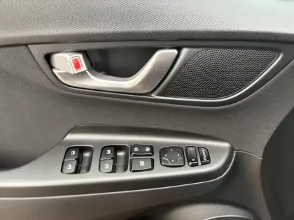 Photo 32 Hyundai Kona  Hybrid 141