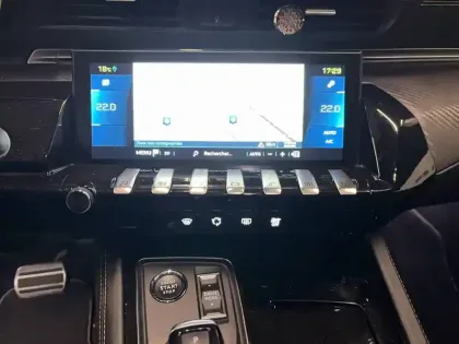 Photo 13 Peugeot 508  SW Hybrid 225 e-EAT8