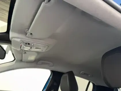 Photo 17 Peugeot 208  Electrique 50 kWh 136ch