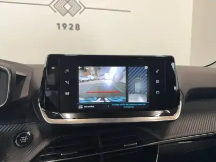 Photo 14 Peugeot 208  Electrique 50 kWh 136ch