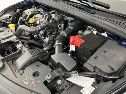 Photo 21 Renault Captur  TCe 140 EDC - 21