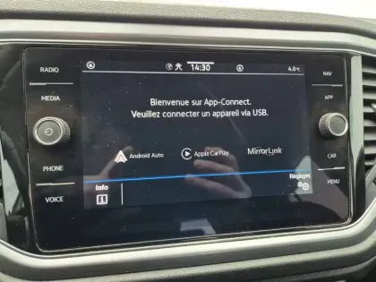 Photo 33 Volkswagen T-roc  1.0 TSI 110 Start/Stop BVM6