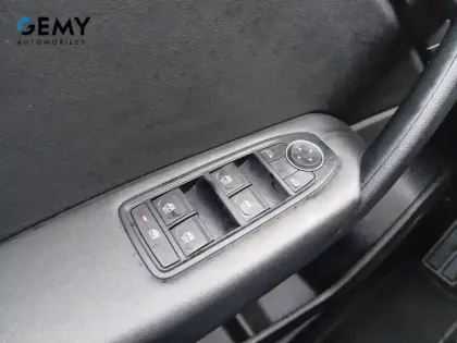 Photo 11 Renault Captur  TCe 90