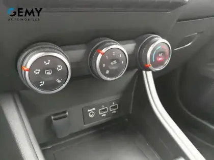 Photo 22 Renault Captur  TCe 90