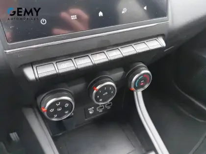 Photo 21 Renault Captur  TCe 90