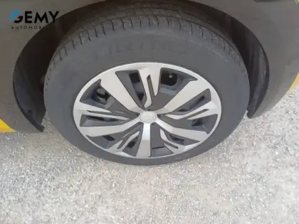 Photo 10 Peugeot 208  Electrique 50 kWh 136ch