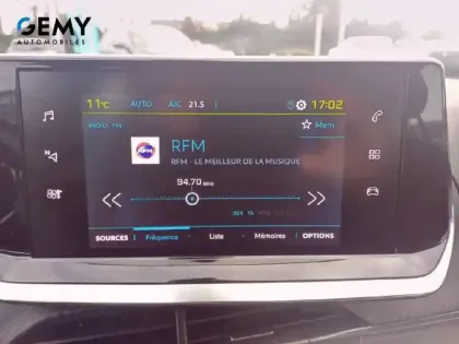 Photo 13 Peugeot 208  Electrique 50 kWh 136ch