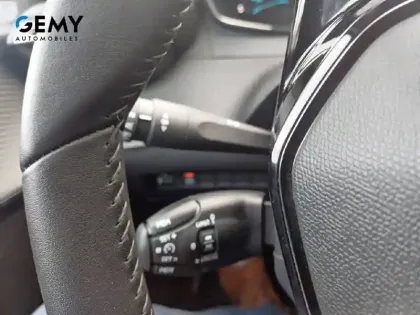 Photo 19 Peugeot 208  Electrique 50 kWh 136ch