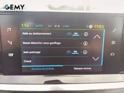 Photo 21 Peugeot 208  Electrique 50 kWh 136ch