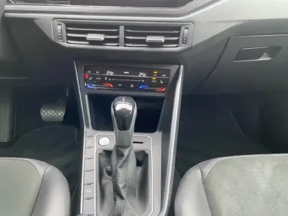 Photo 12 Volkswagen Polo  1.0 TSI 95 S&S DSG7