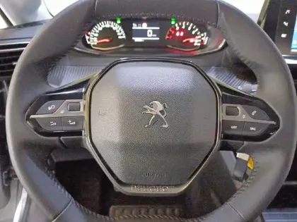 Photo 8 Peugeot 208  PureTech 75 S&S BVM5