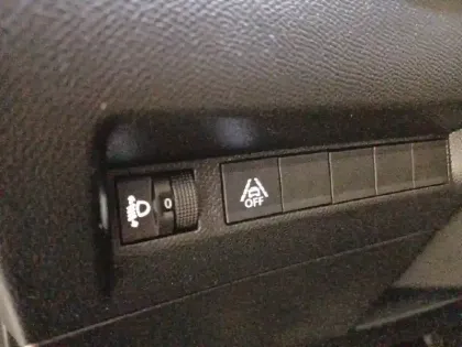 Photo 89 Peugeot 208  PureTech 75 S&S BVM5