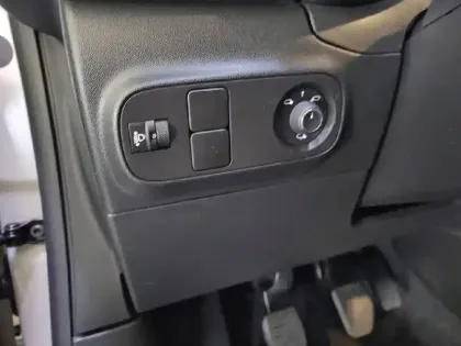 Photo 21 Citroën C3  PureTech 83 S&S BVM5