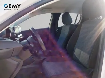 Photo 53 Peugeot 208  BLUEHDI 100 S&S BVM6