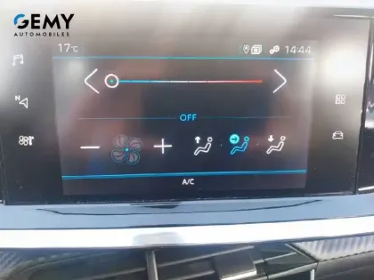 Photo 42 Peugeot 208  BLUEHDI 100 S&S BVM6