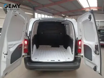 Photo 5 Peugeot Partner  FOURGON M 650 KG BLUEHDI 130 S&S EAT8