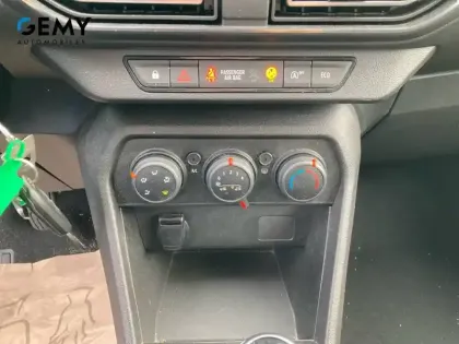 Photo 13 Dacia Sandero  ECO-G 100 - 22