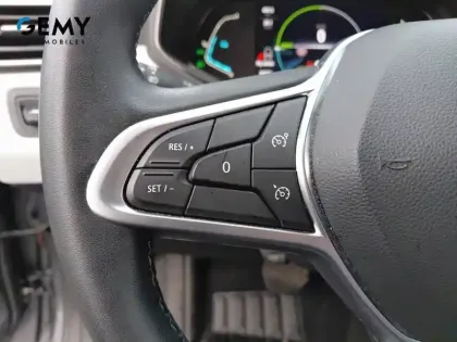 Photo 14 Renault Clio  E-Tech hybride 145